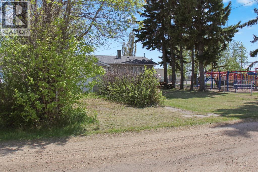 5110 51 Street - Image 31