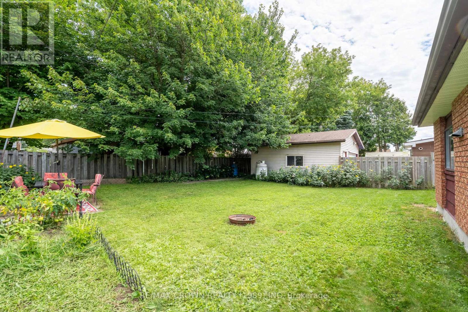 262 LEE AVENUE - 37