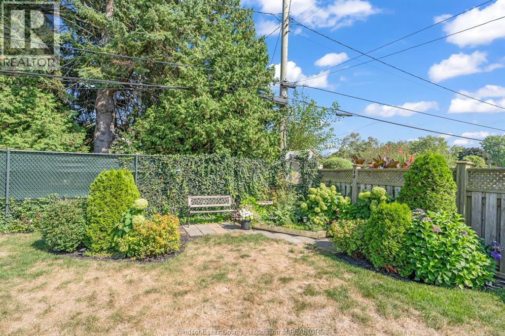 22 DANFORTH - Image 38
