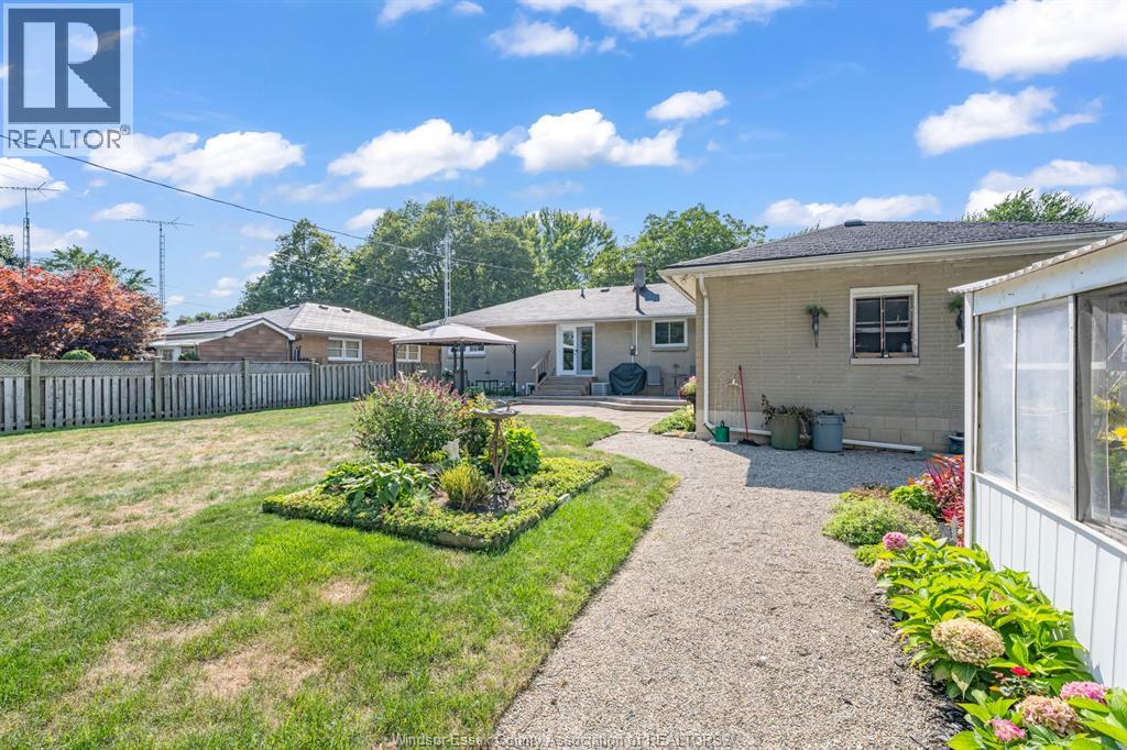 22 DANFORTH - Image 43