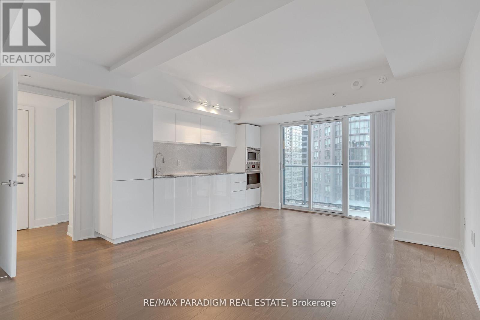 #2501 955 BAY STREET - 11
