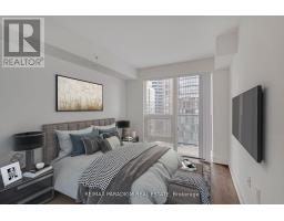2501 - 955 Bay Street, Toronto, ON M5S0C6 Photo 6