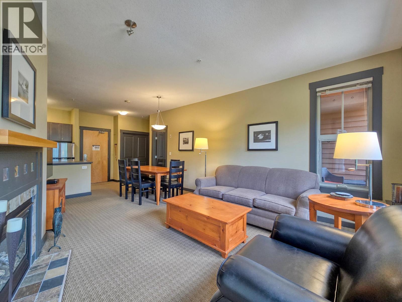#104 2064 Summit Drive - 36