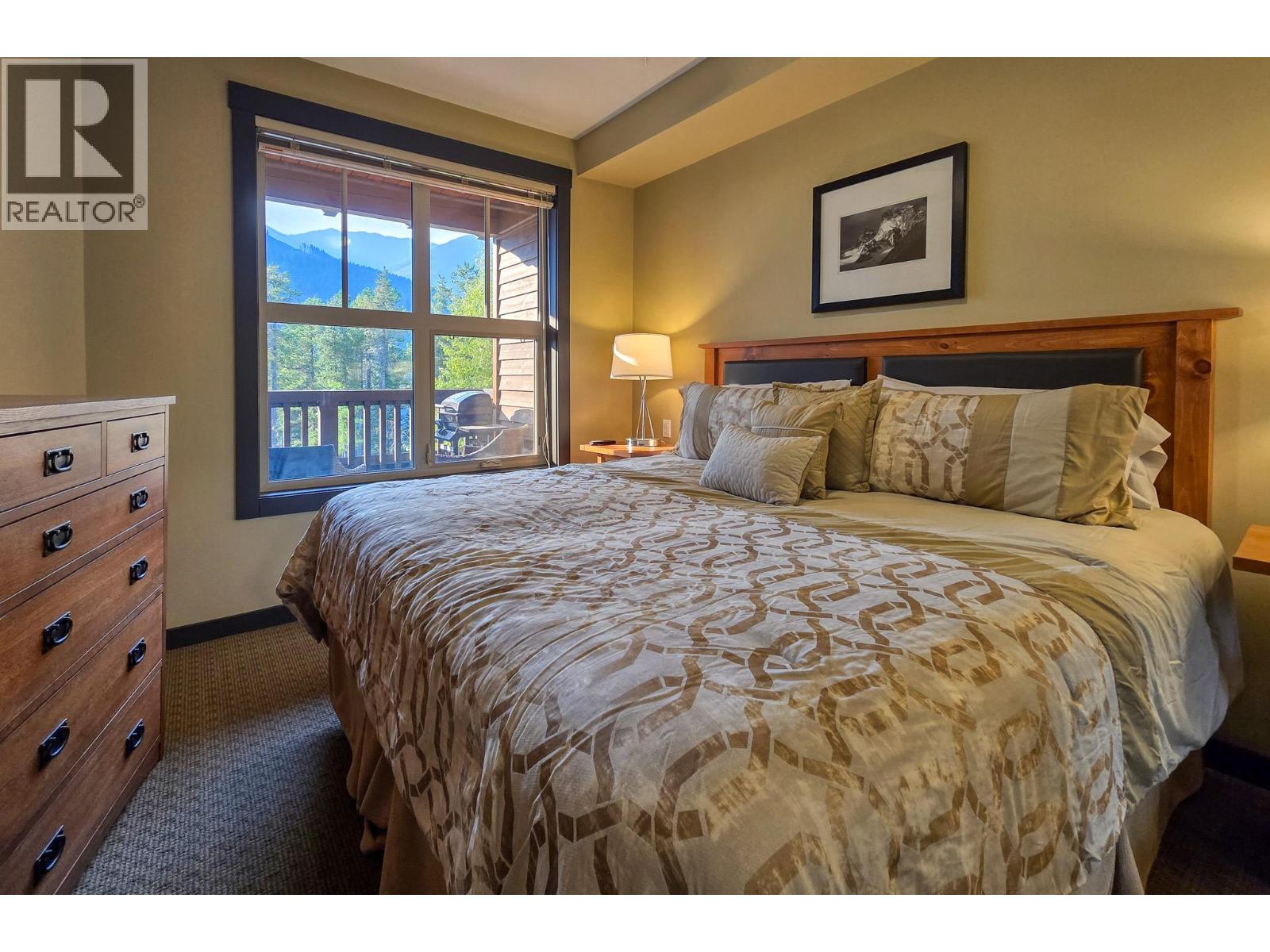 #104 2064 Summit Drive - 39