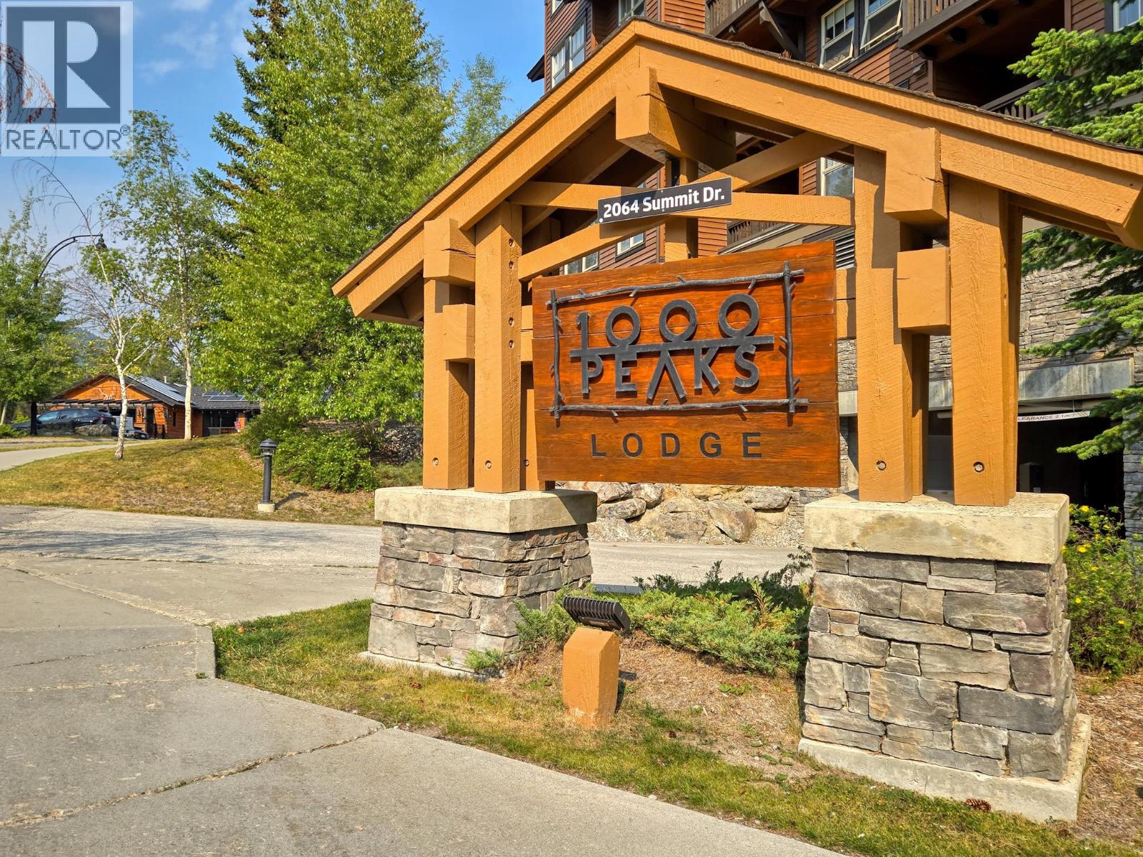 #104 2064 Summit Drive - Image 43