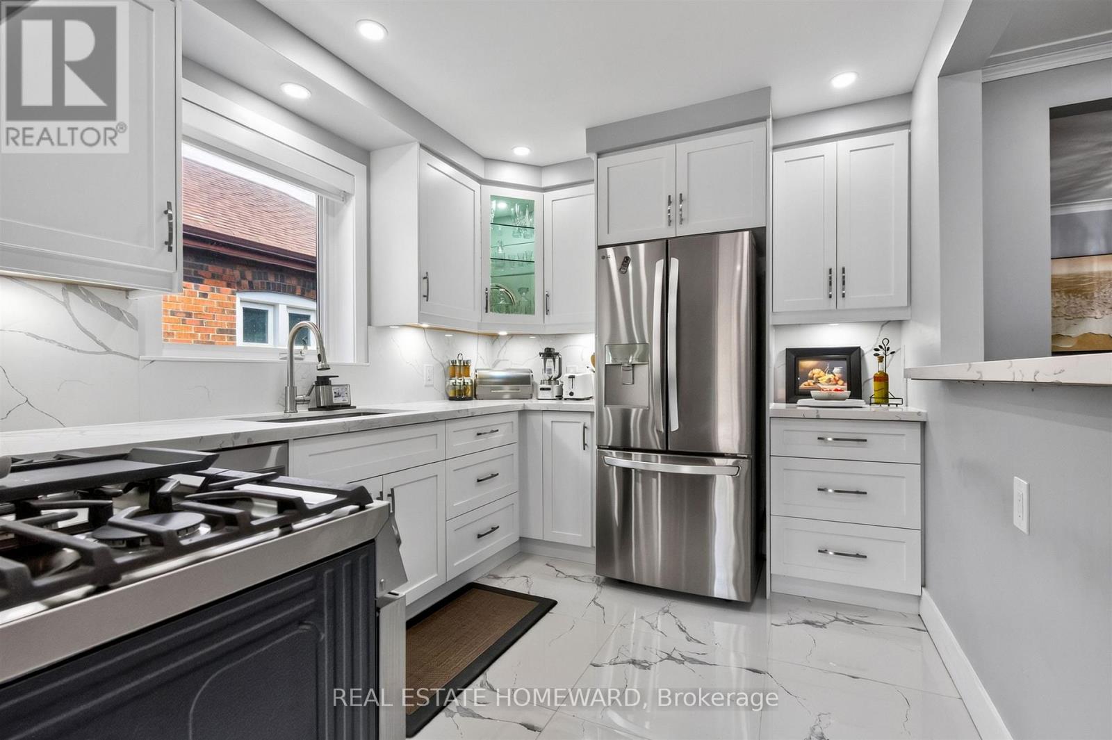 413 O'CONNOR DRIVE - 7