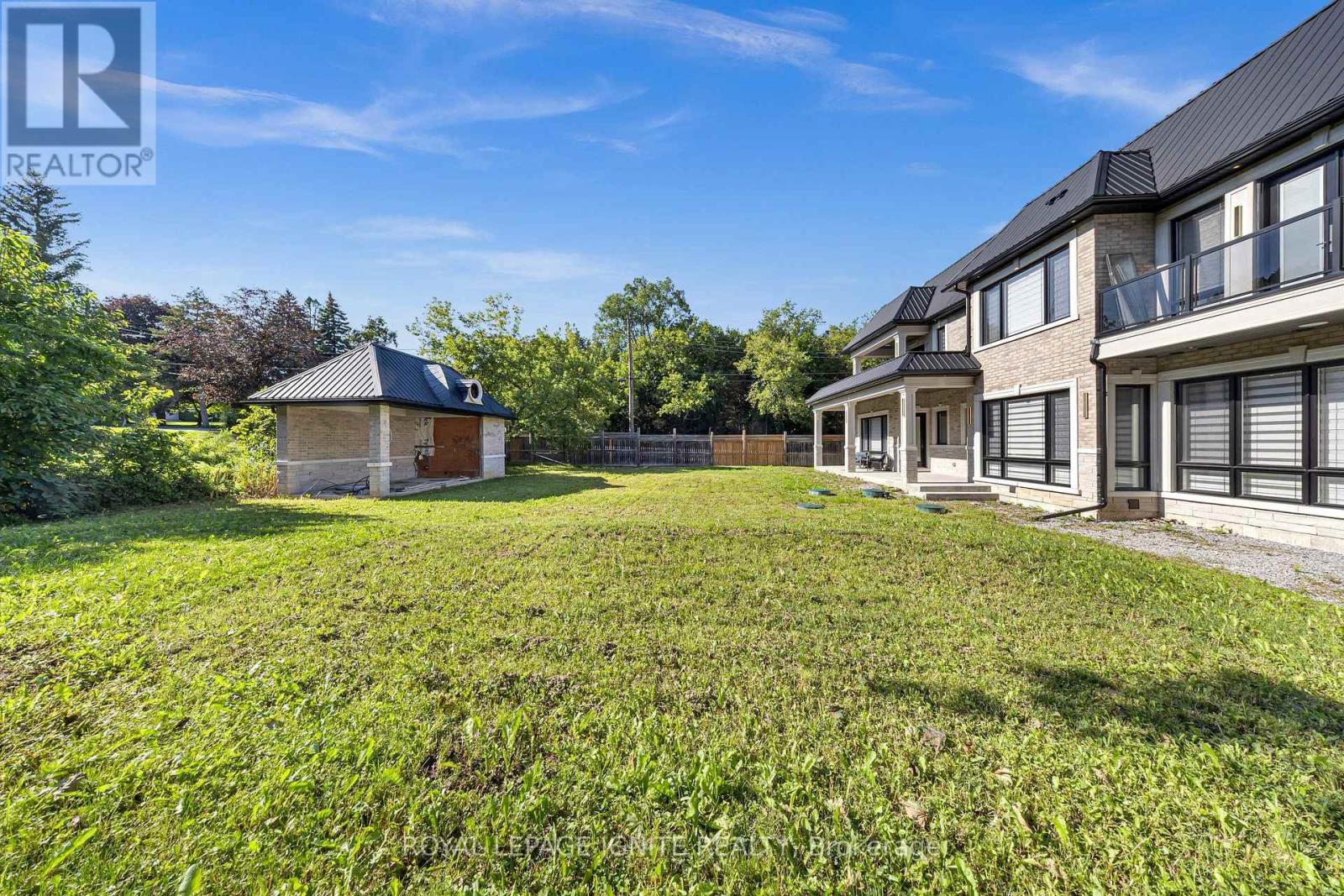2342 HESKA ROAD - 2