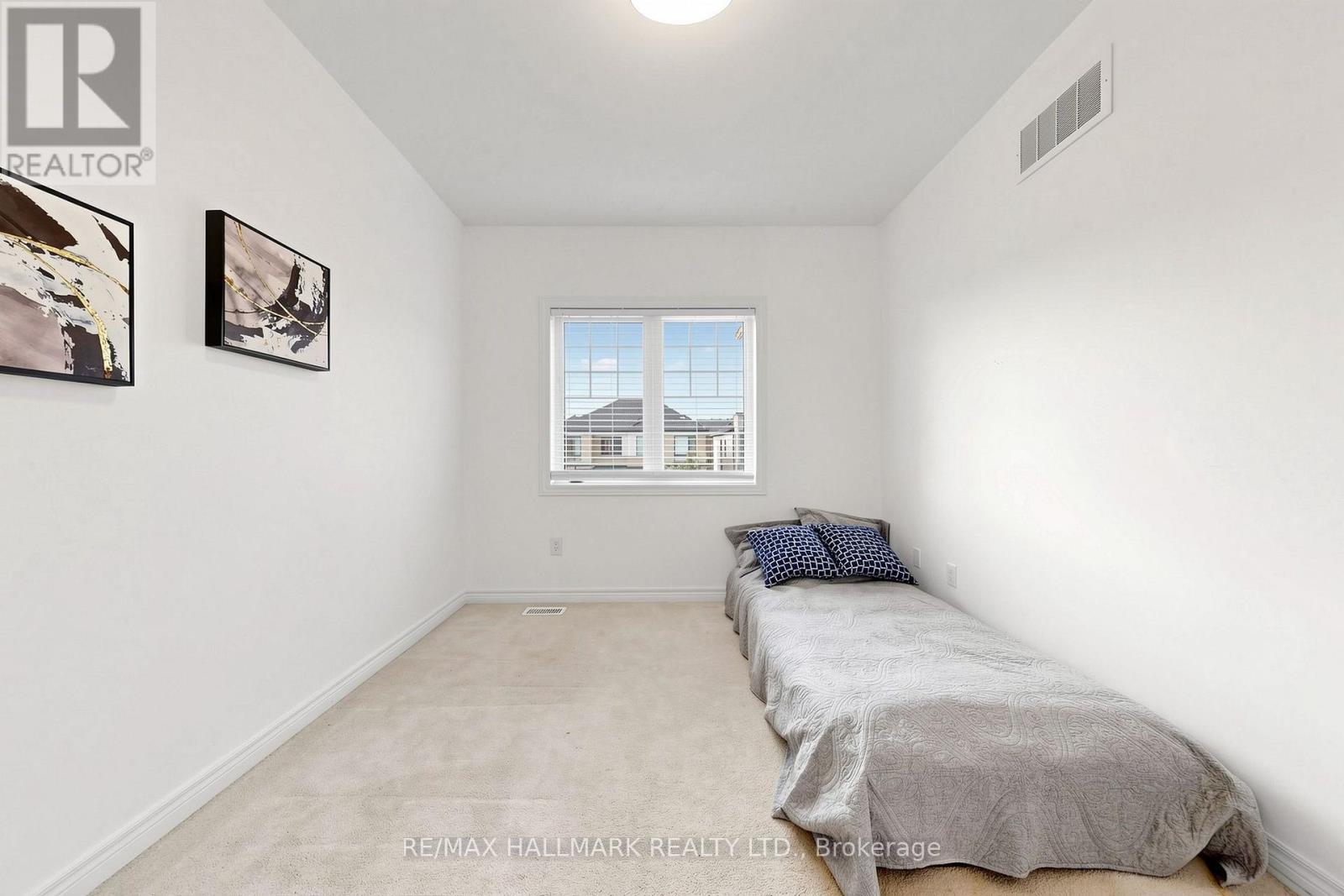 19 CONARTY CRESCENT - 35