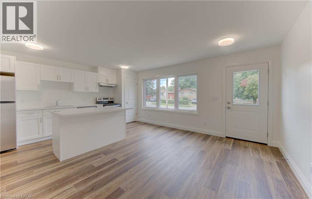 93 KINZIE Avenue Unit# B — photo 2
