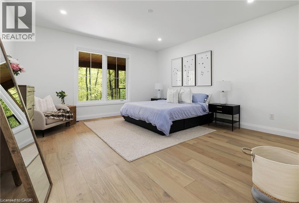 14 ST GEORGES Court - Image 37