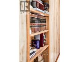 4pc Bathroom - 5670 16 Avenue, Coleman, AB T0K0M0 Photo 10