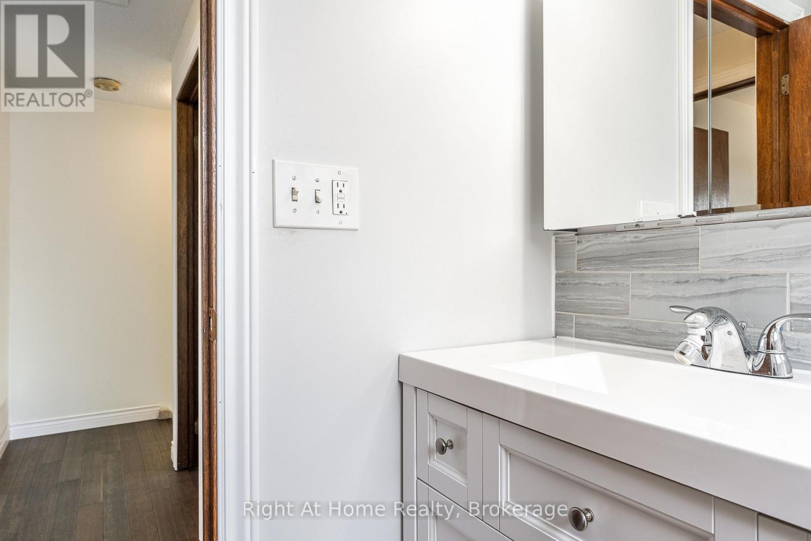 65 MAPLE AVENUE - Image 19