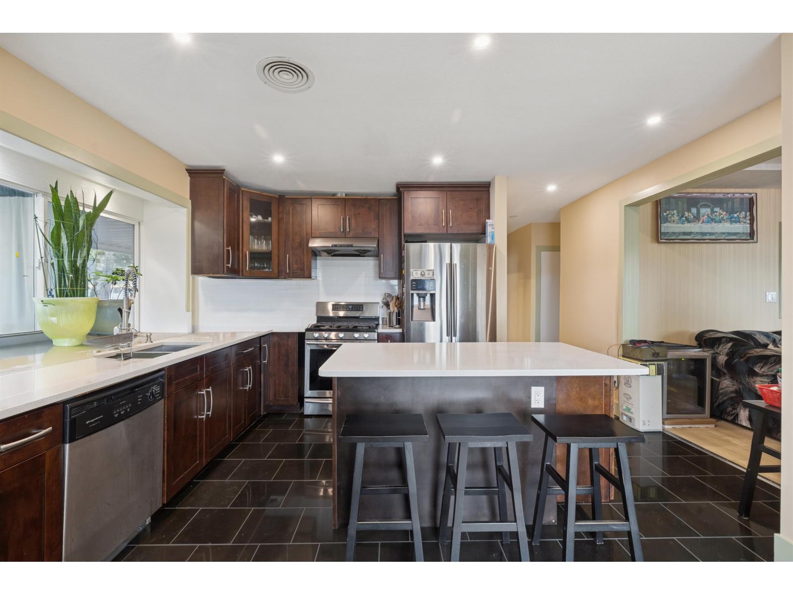 16388 88 AVENUE, Surrey