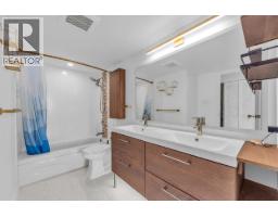 2006 6540 Burlington Avenue, Burnaby, BC V5H4G3 Photo 22