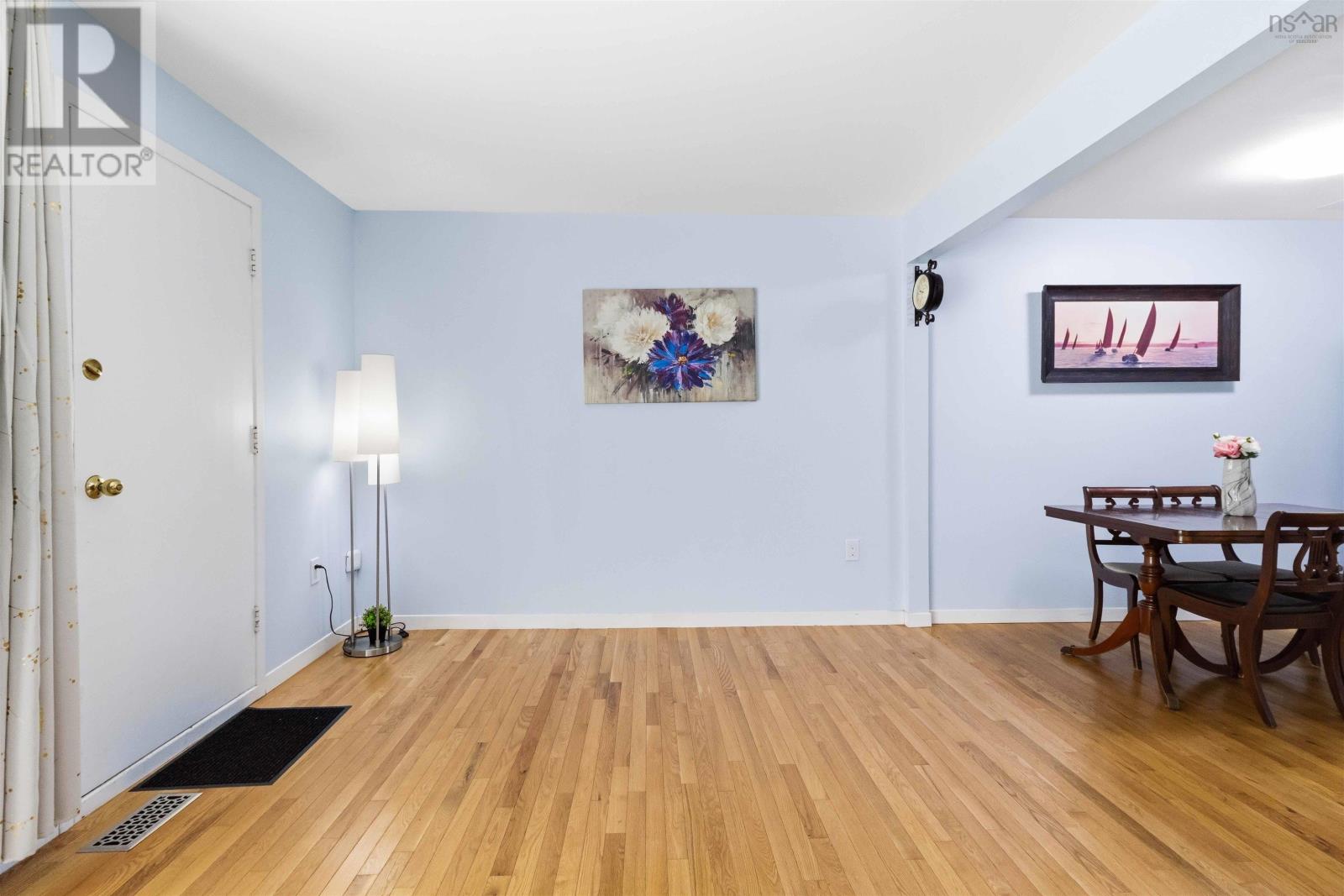 Property 20 of 49 of 1 Forestside Crescent