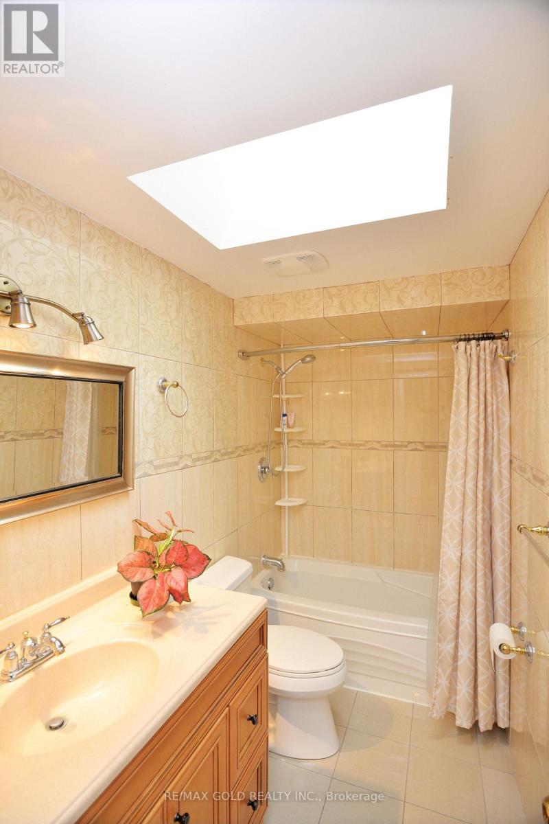 4284 SAWMILL VALLEY DRIVE - 26