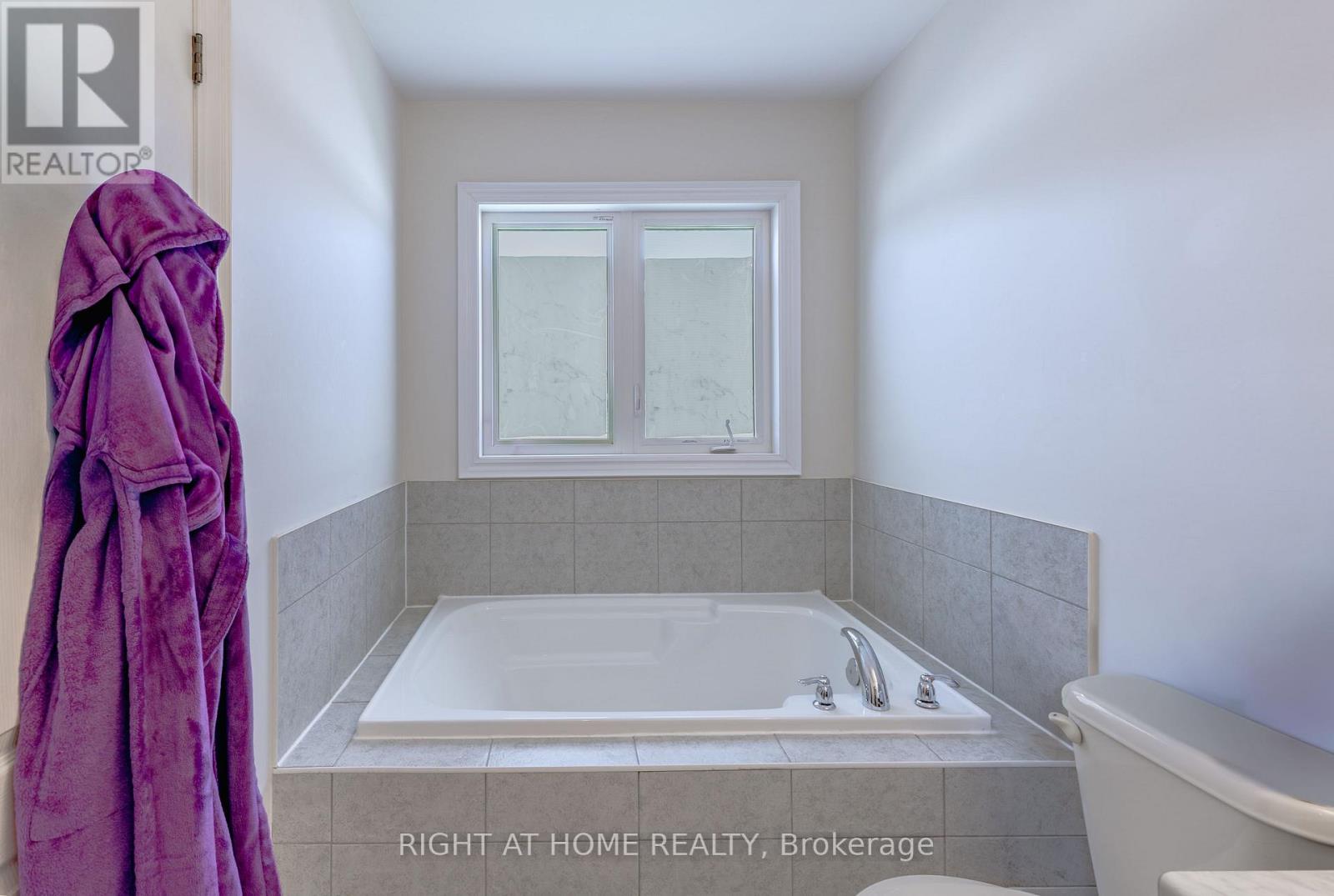 7648 HACKBERRY TRAIL - Image 34