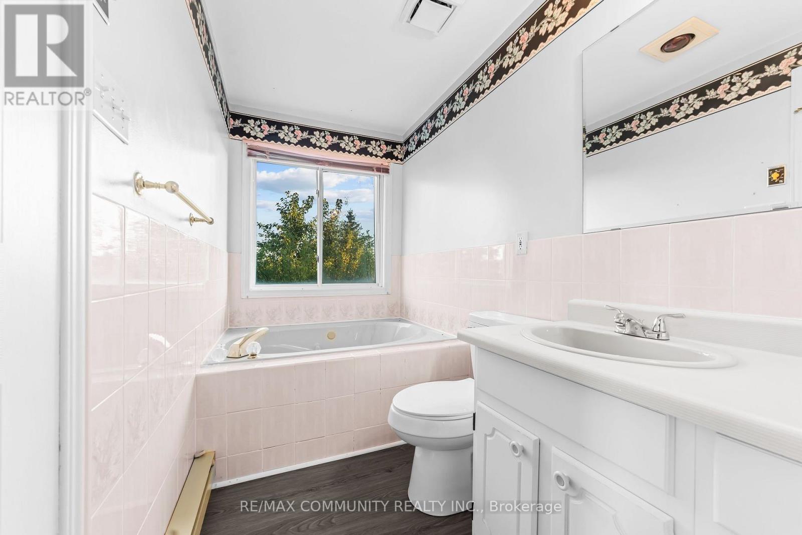 210-216 HOMESTEAD CRESCENT - Image 25