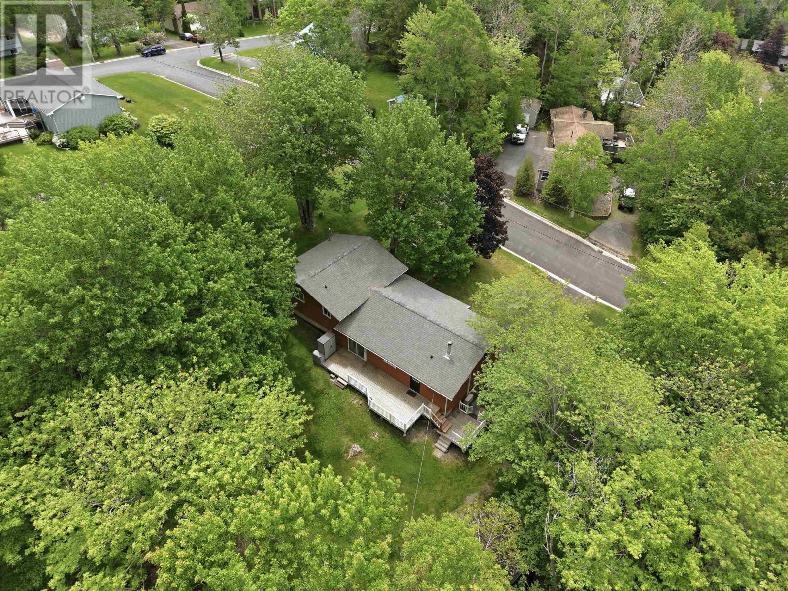 36 Anthony Avenue - 44