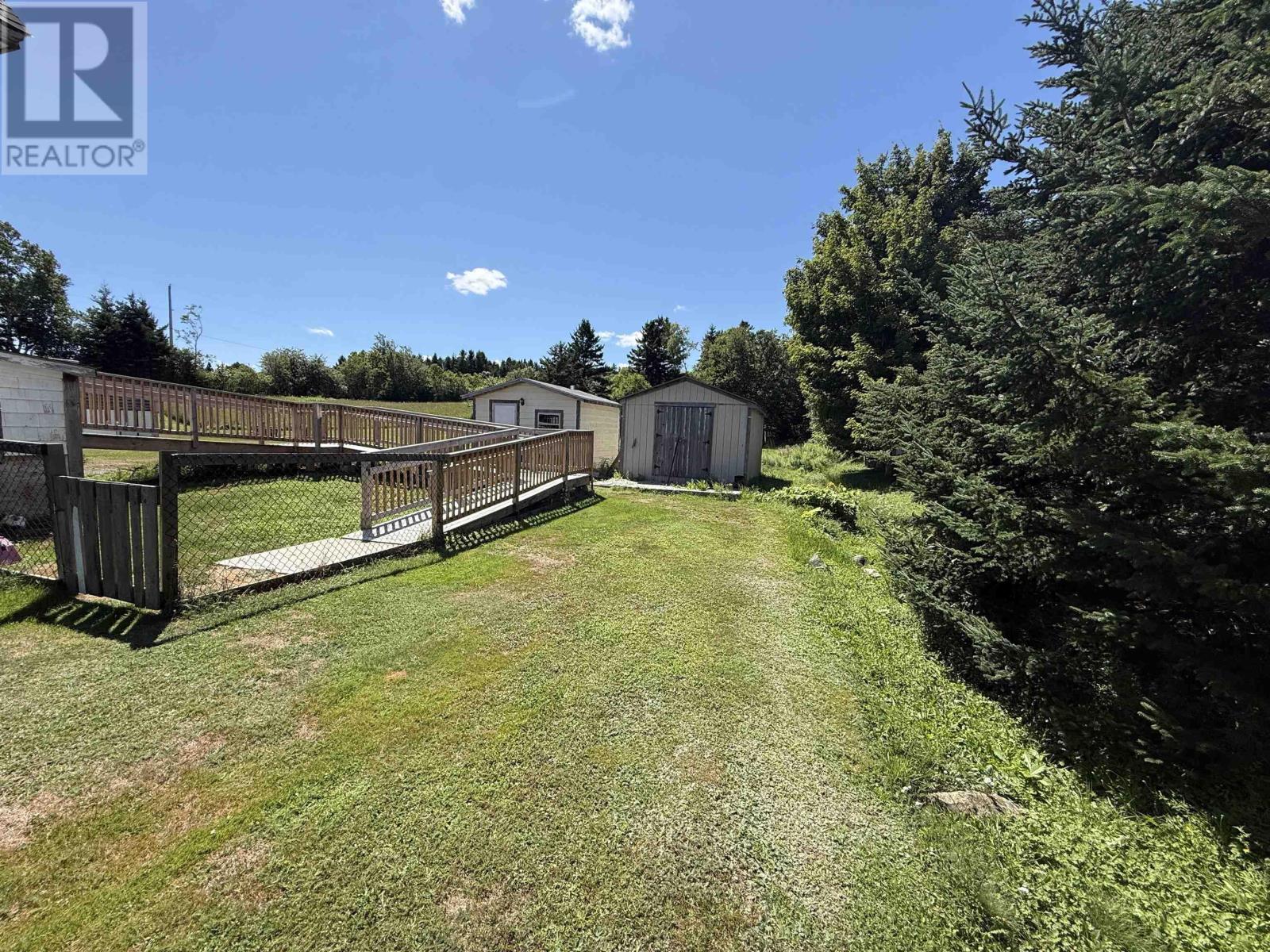 108 + 110 Kingsburg Road - 2