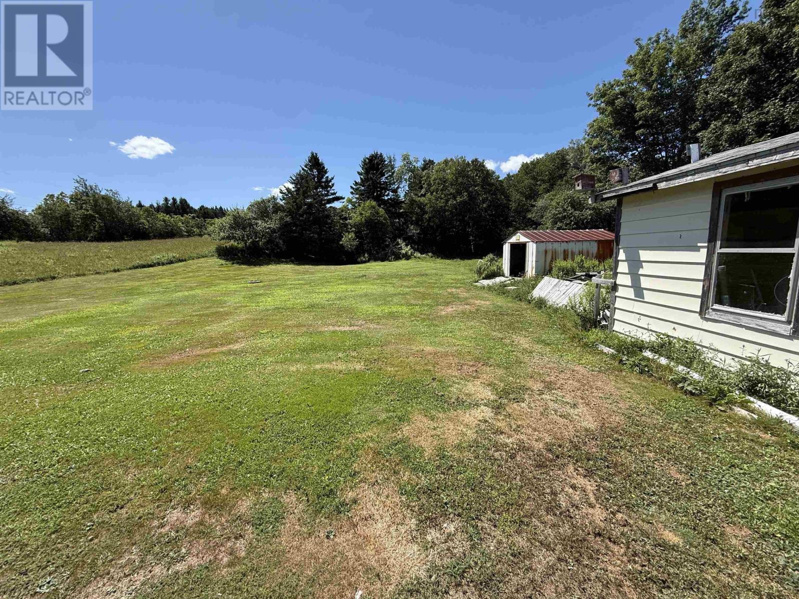 108 + 110 Kingsburg Road - 4
