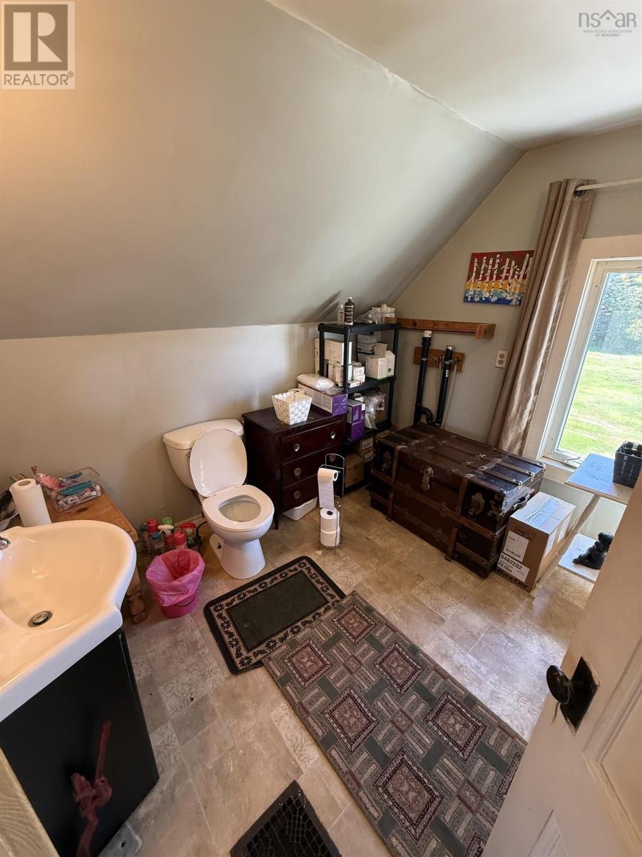 Property 20 of 29 of 108 + 110 Kingsburg Road