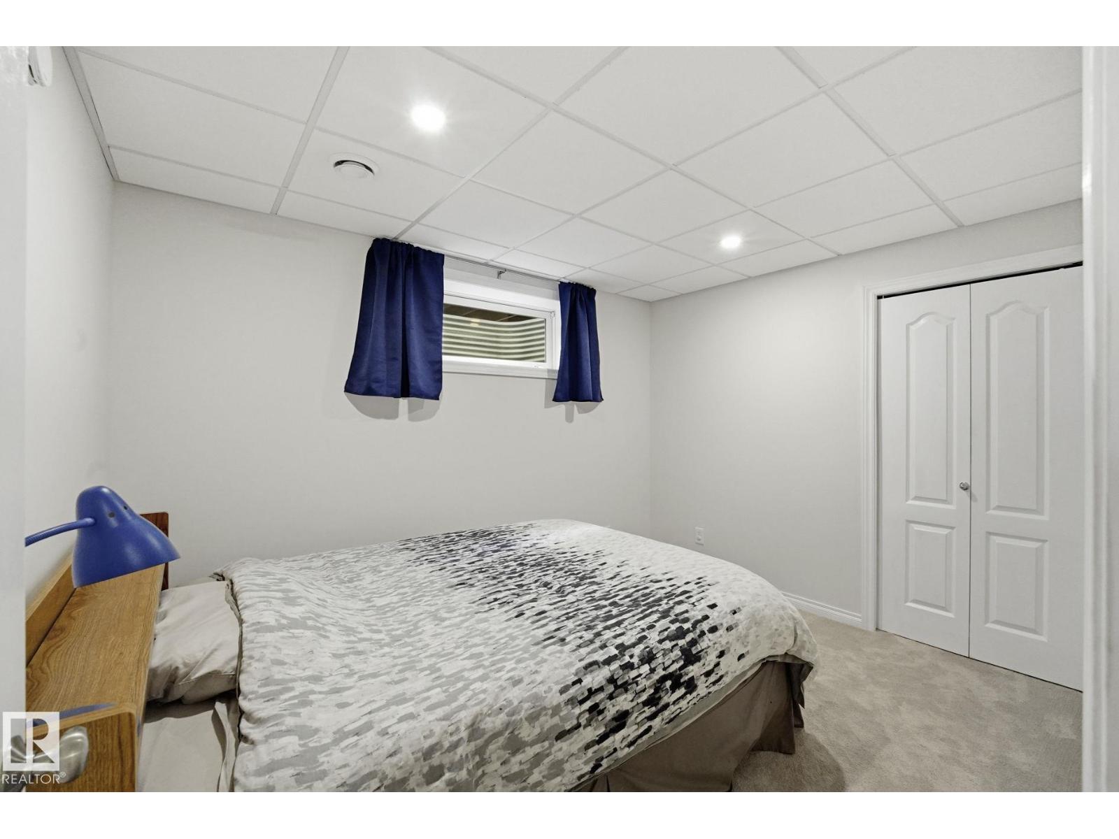5420 162B AV NW - 31