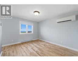73 Chatwood Crescent thumbnail 12