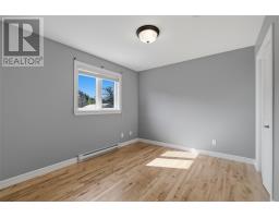 73 Chatwood Crescent thumbnail 18