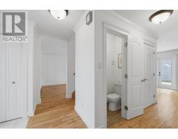 73 Chatwood Crescent thumbnail 5