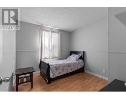 24 Bragg Crescent thumbnail 14