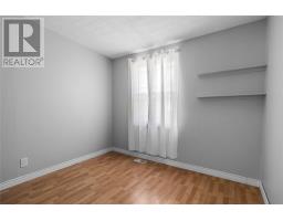 24 Bragg Crescent thumbnail 16