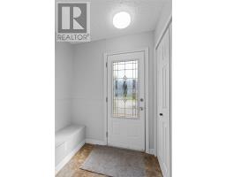 24 Bragg Crescent thumbnail 3