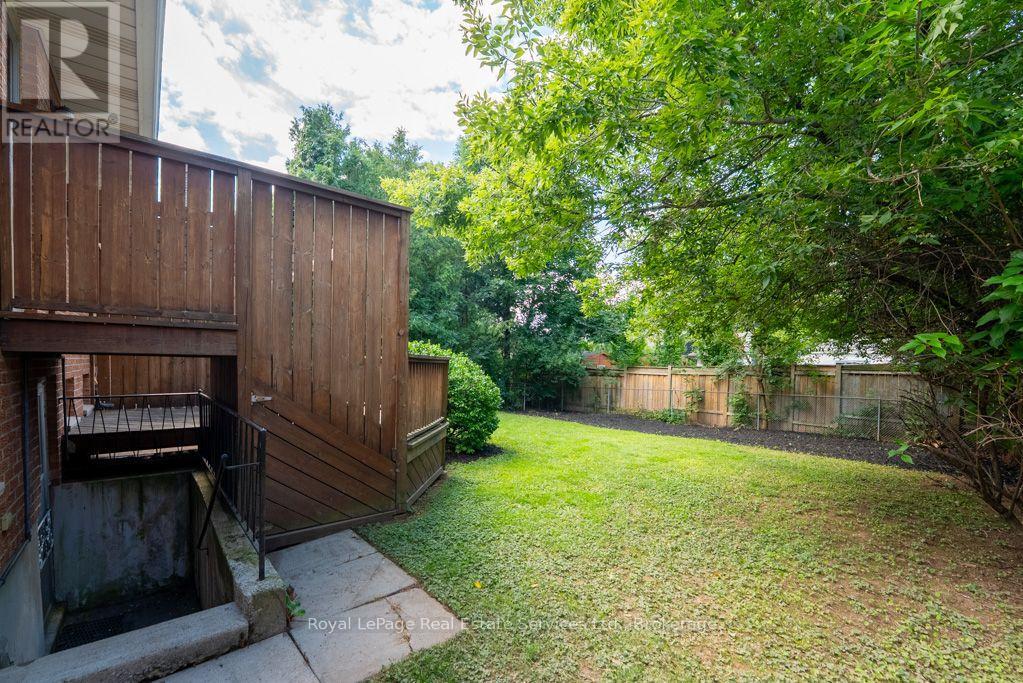 668 MACLAREN DRIVE - Image 29