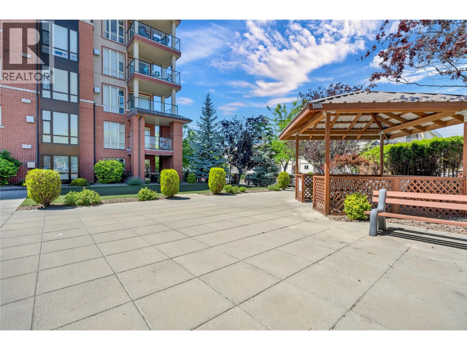 #705 2125 Atkinson Street - 26