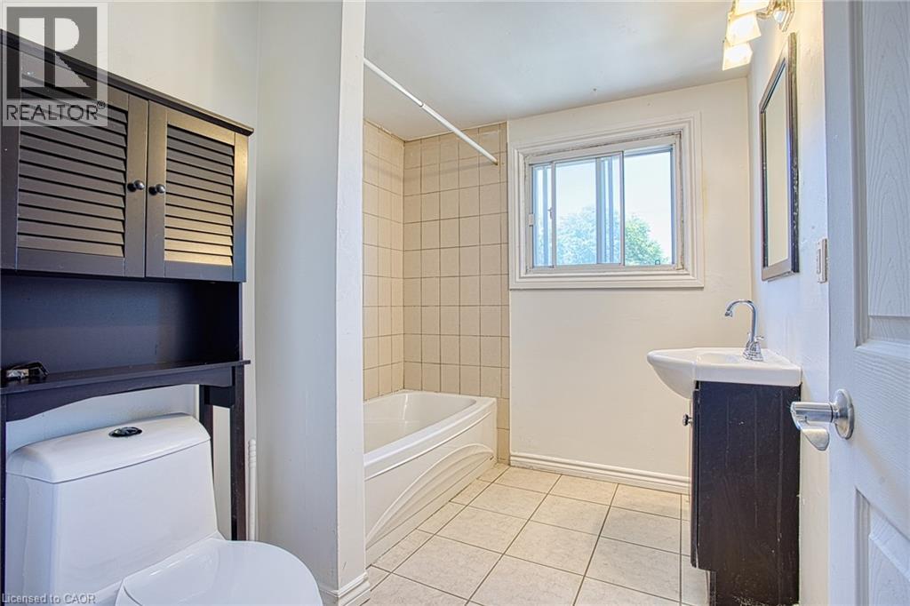 #85 75 BERKINDALE Drive - Image 18
