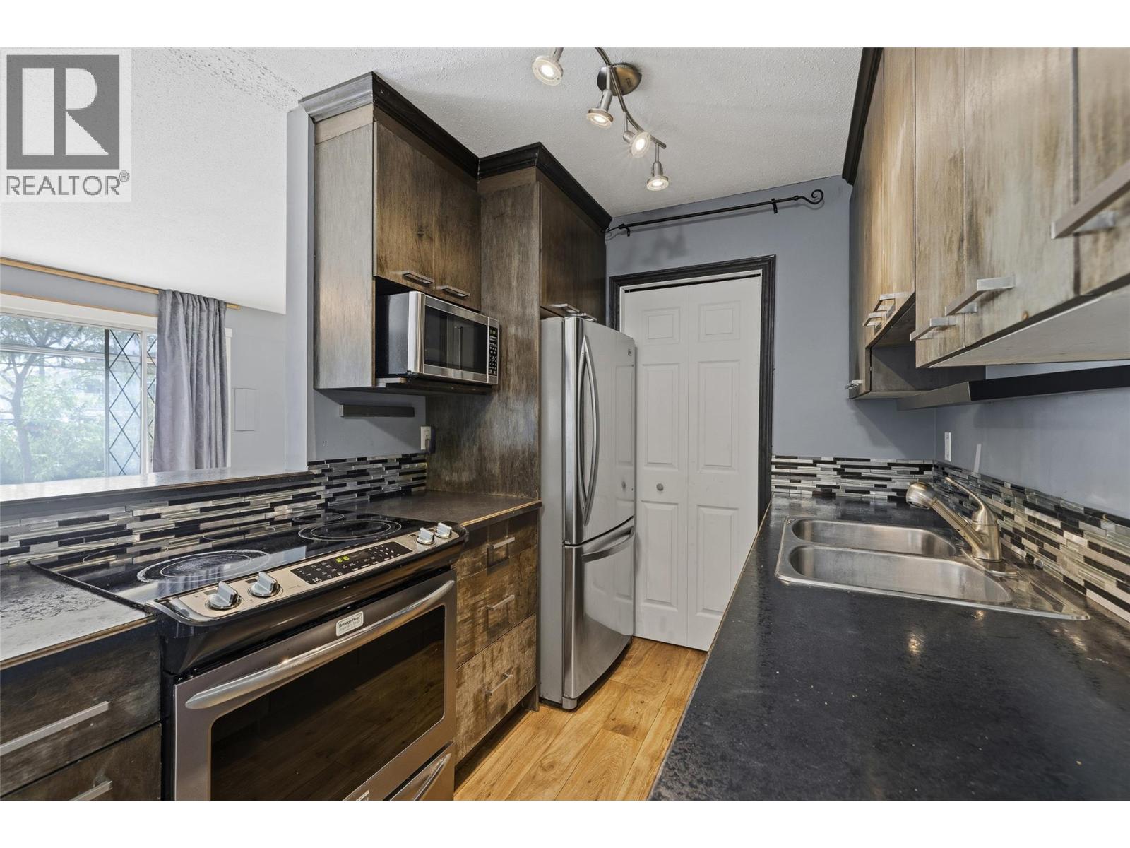 458-460 Keithley Road - Image 17