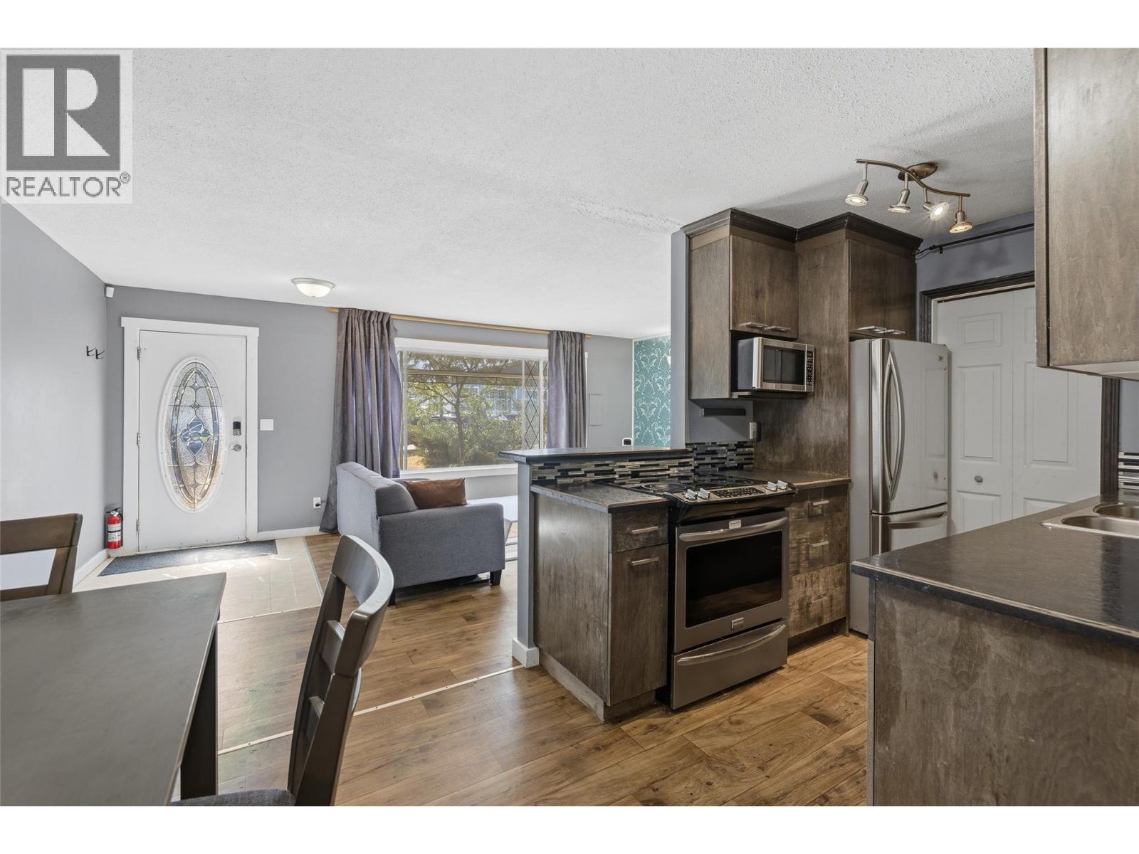 458-460 Keithley Road - 19