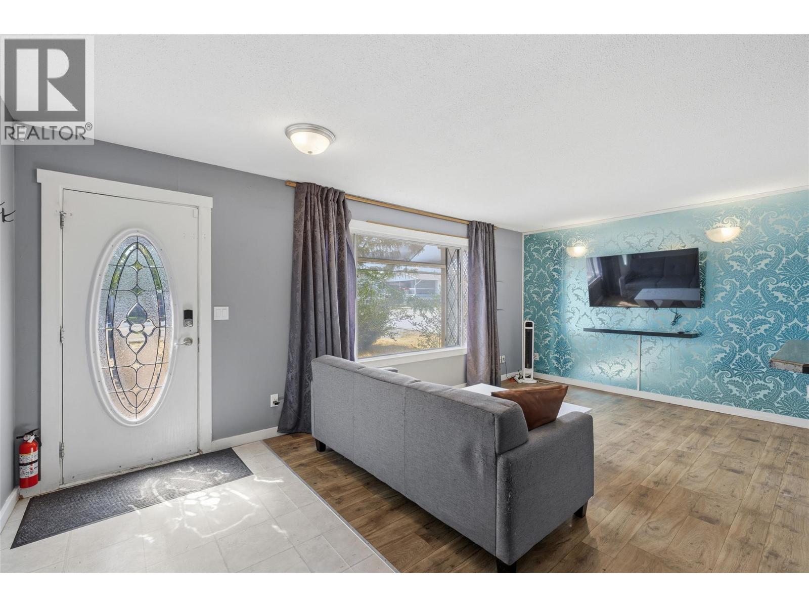 458-460 Keithley Road - 14
