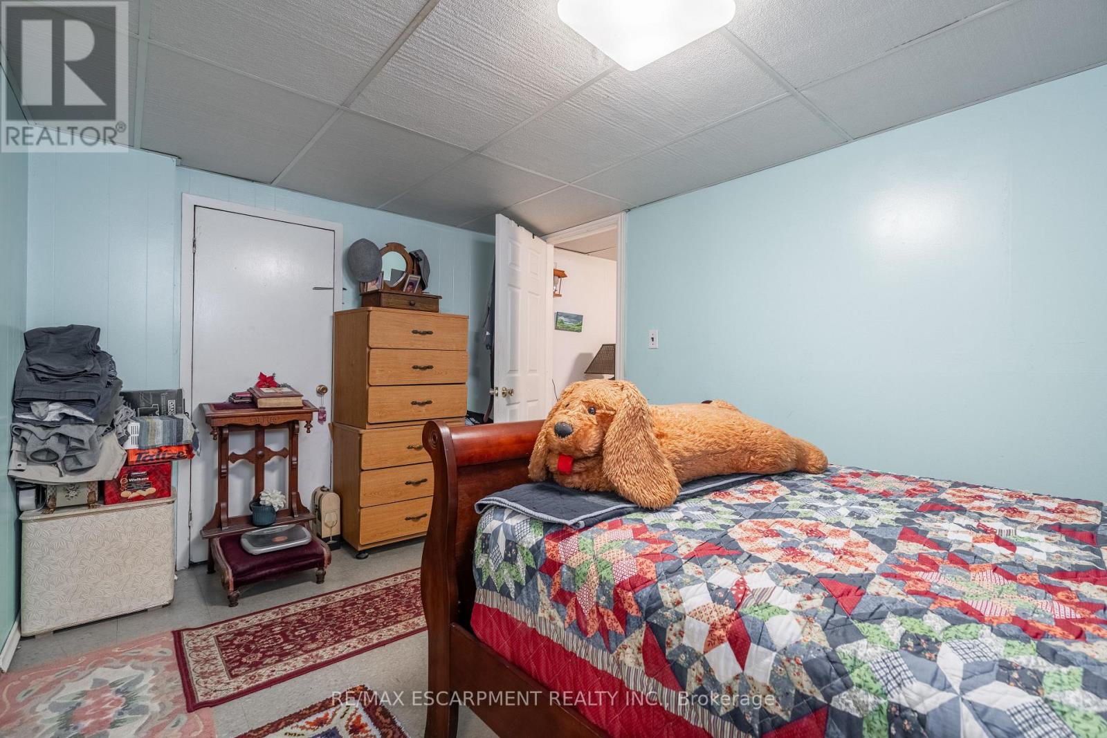 374 UPPER WENTWORTH STREET W - Image 13