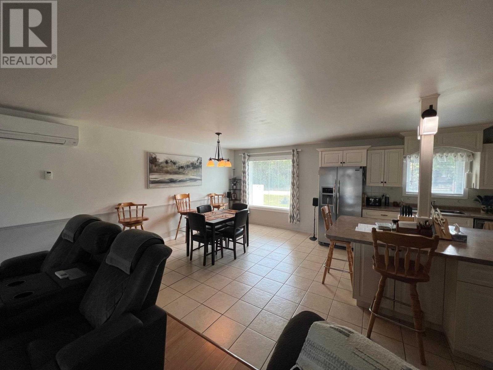 2233 Hilton RD - Image 26