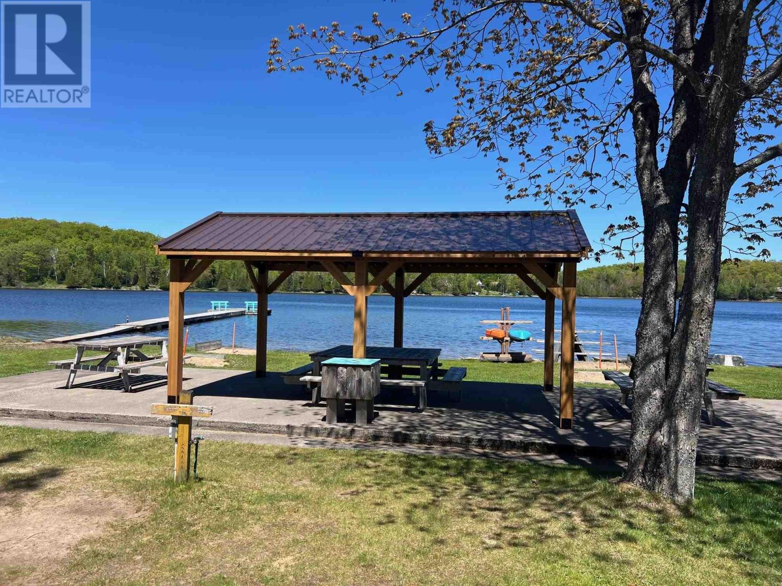 2233 Hilton RD - Image 6