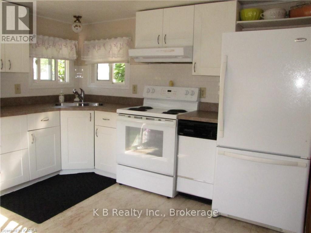 36 WORTHINGTON WAY - 2