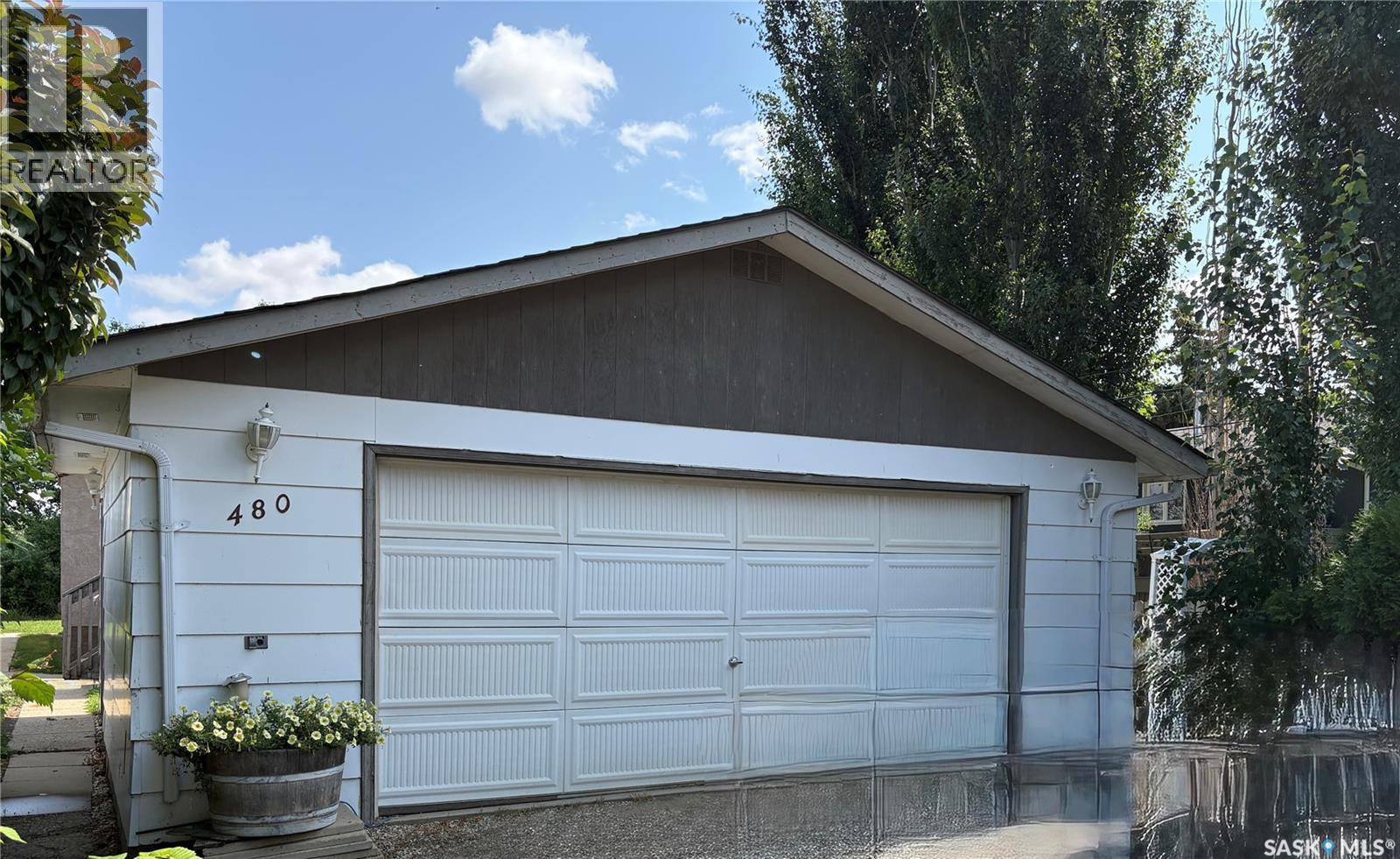 480 8th AVENUE SE - Image 13