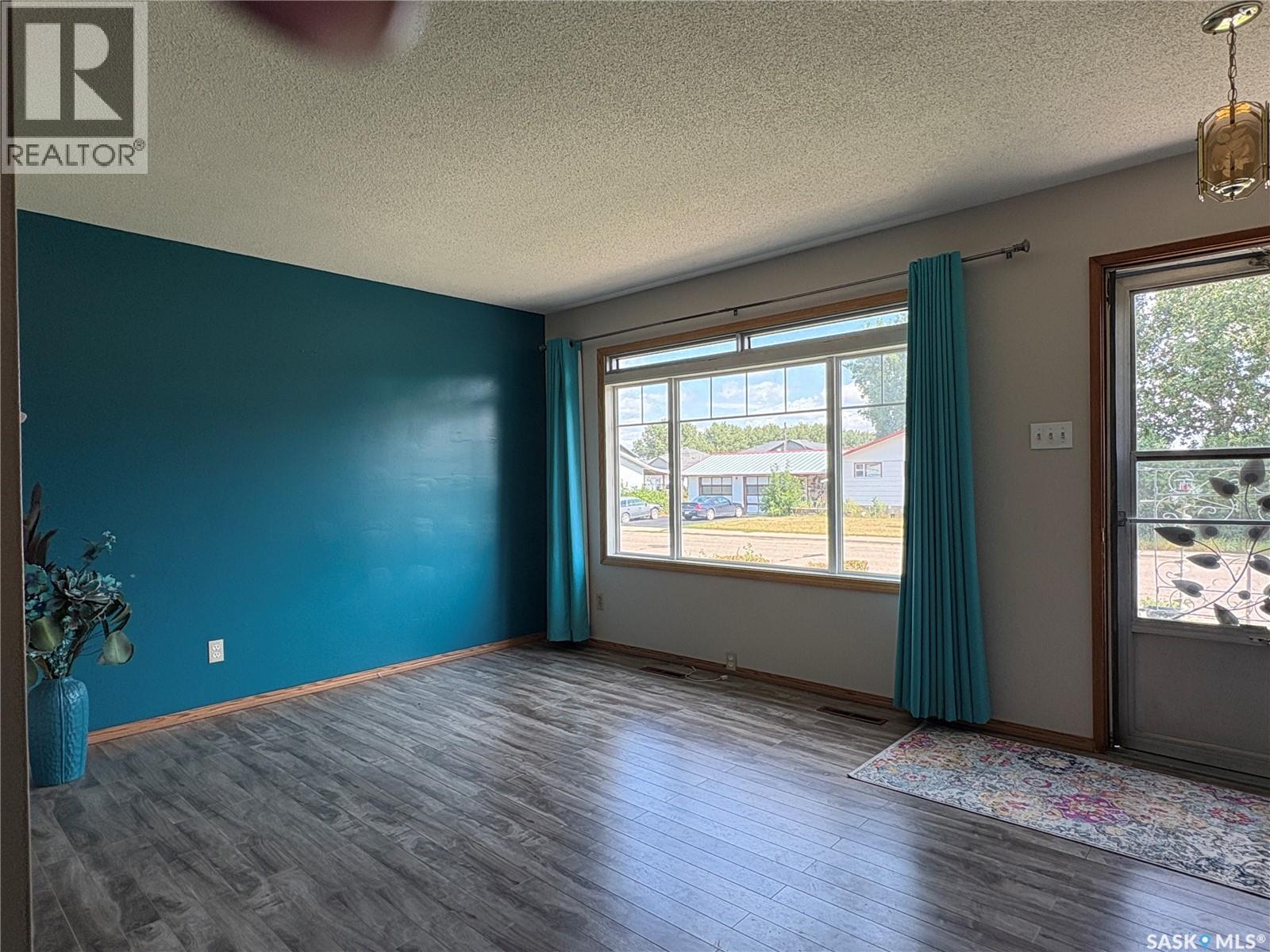 480 8th AVENUE SE - 4