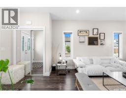 1051 Parr Hill Drive, Martensville, SK S0K2T1 Photo 11