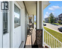 Dining nook - 1051 Parr Hill Drive, Martensville, SK S0K2T1 Photo 6