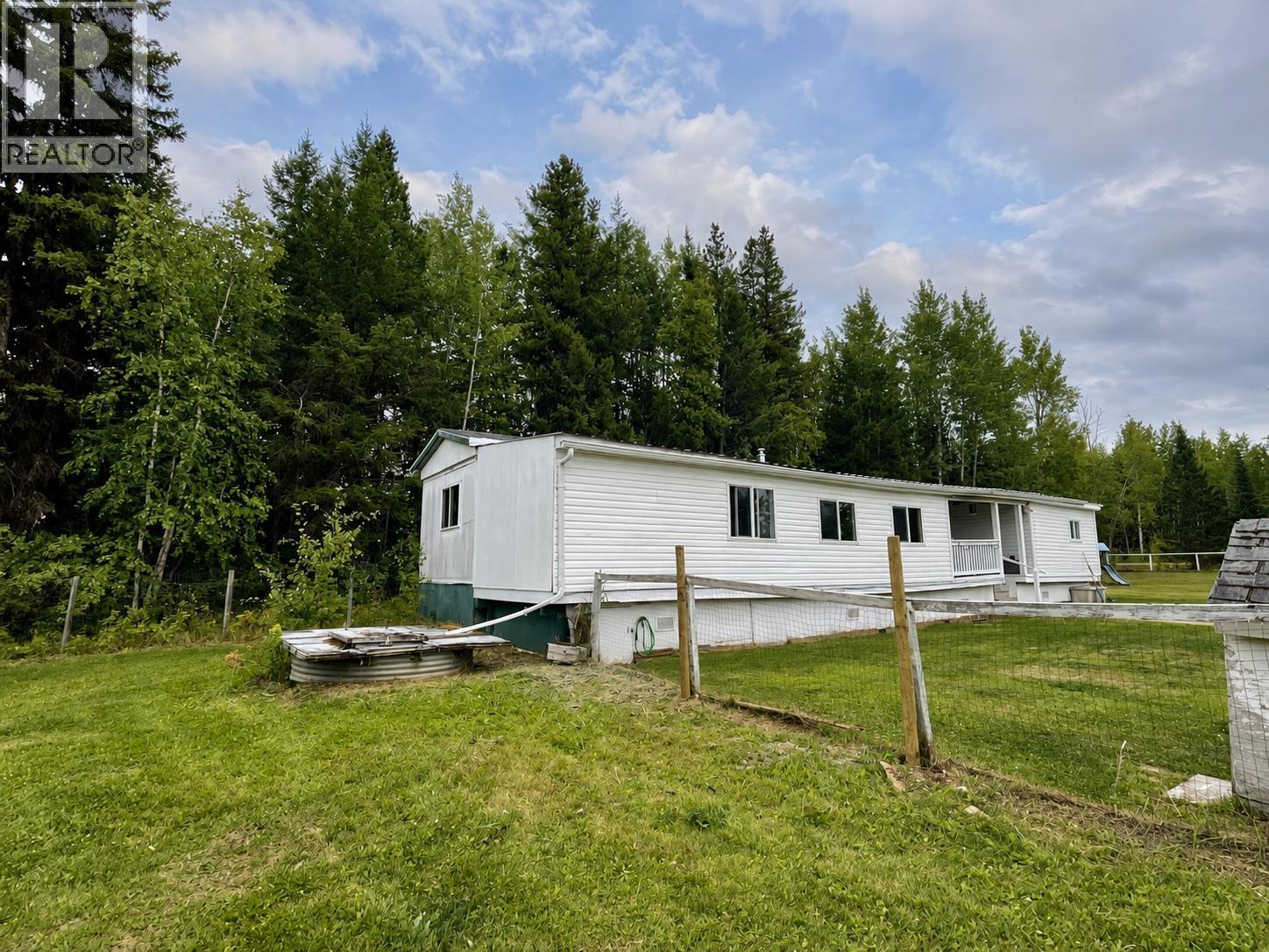 1075 FALCON ROAD - Image 18