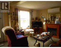 352 Main Street thumbnail 12