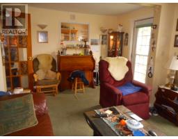 352 Main Street thumbnail 13